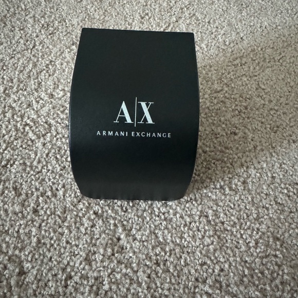 Men’s Armani Watch - Picture 4 of 4